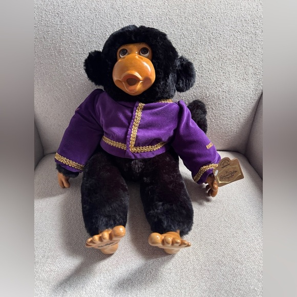 Vtg Maurice Raikes Circus Monkey Gorilla Ape 1993-94 Collections 16" EUC - Picture 1 of 6